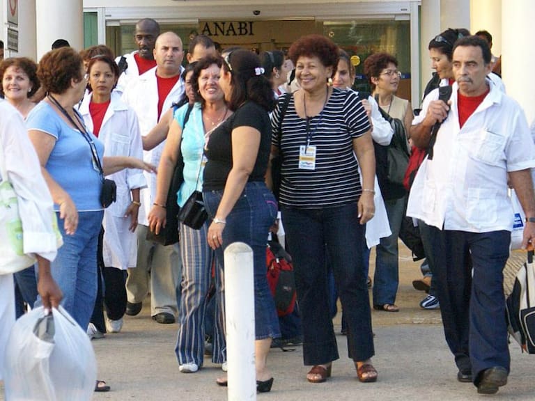Médicos cubanos no reemplazarán a mexicanos: Secretaría de Salud de Nayarit