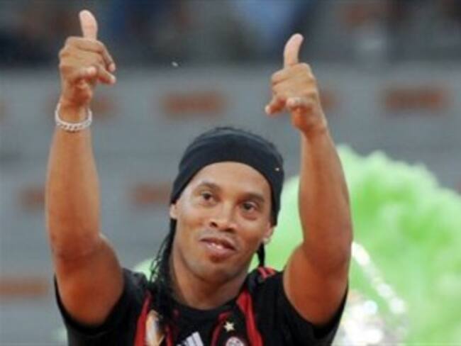 Dunga deja a Ronaldinho fuera de amistoso brasileño