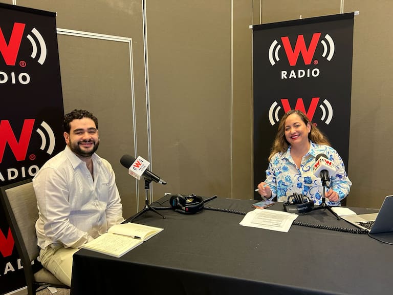 Desde la esta edición 89 de la Convención Bancaria el secretario de Finanzas de la Ciudad de México Juan Pablo de Botton en entrevista con Jeanette Leyva Reus.