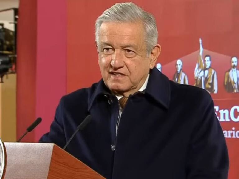 Revisará AMLO con empresarios propuesta sobre "outsourcing"