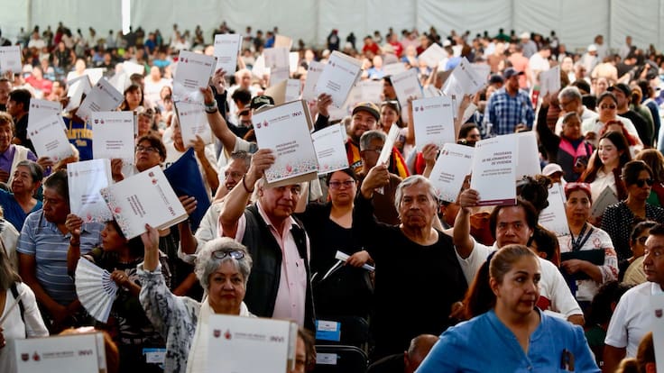 Brugada pide pagar a tiempo créditos de vivienda en la CDMX