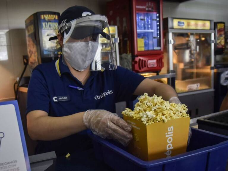 Con semáforo naranja en CDMX, se reabren cines y teatros: Sheinbaum