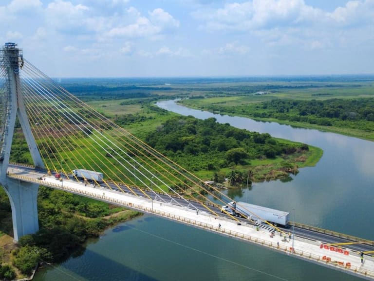 Avanza sustitución de tirantes en puente Antonio Dovalí Jaime. FB