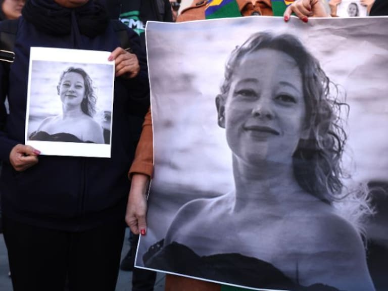 Miles de personas salieron a las calles de Minneapolis para protestar por la muerte de Renee Good. Getty Images