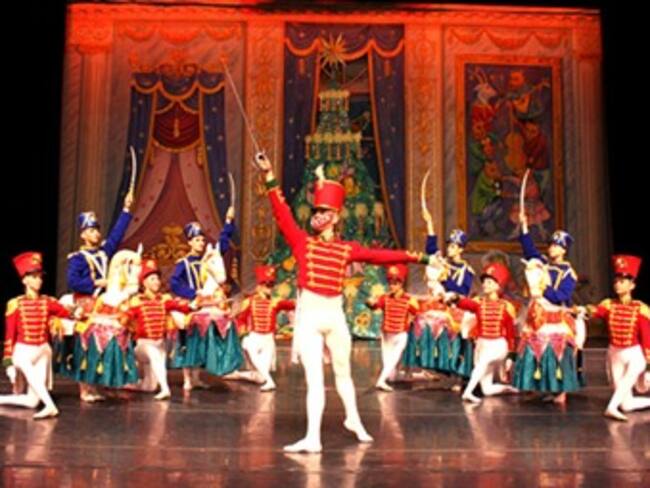 Estrenan el clásico de la época navideña: El Cascanueces