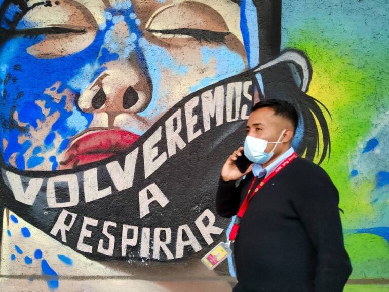 México registra más de 900 muertes por COVID-19 en 24 horas