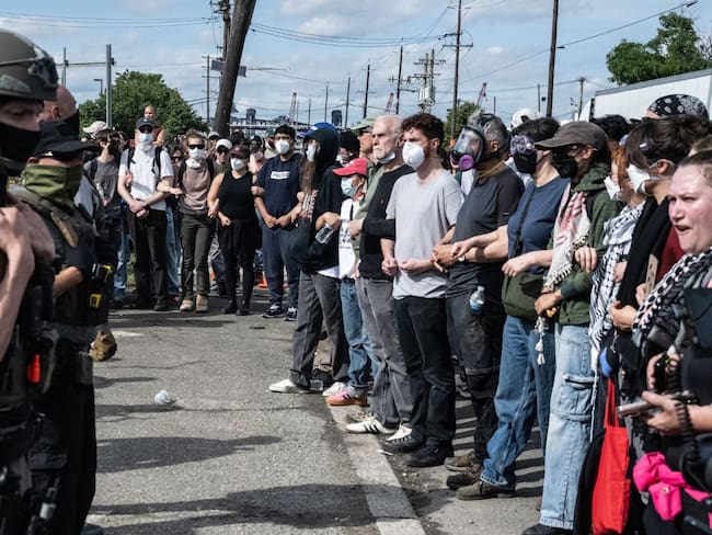 Migrantes en Nueva Jersey inician huelga de hambre contra condiciones en centro de ICE