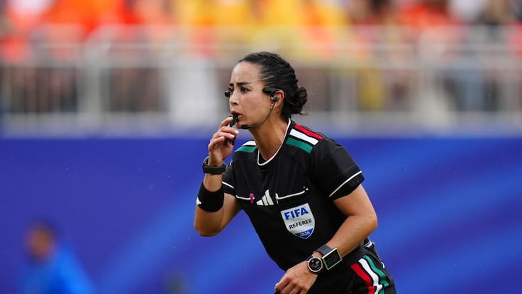 Katia Itzel se convierte en la primer árbitra mexicana en dirigir un partido de Mundial