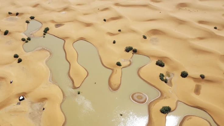 Desierto del Sahara se inunda tras fuertes lluvias | FOTOS