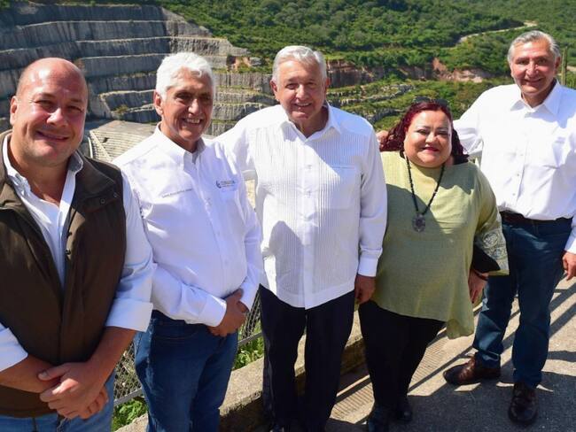 Supervisan AMLO y Alfaro construcción de la presa El Zapotillo, en Jalisco