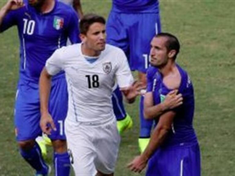 'Excesiva', sanción a Suárez: Chiellini