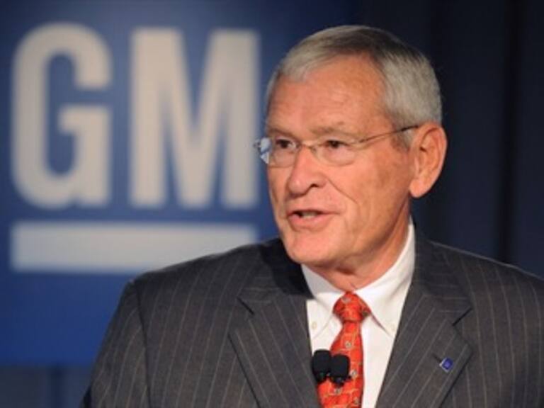 Renuncia director de General Motors
