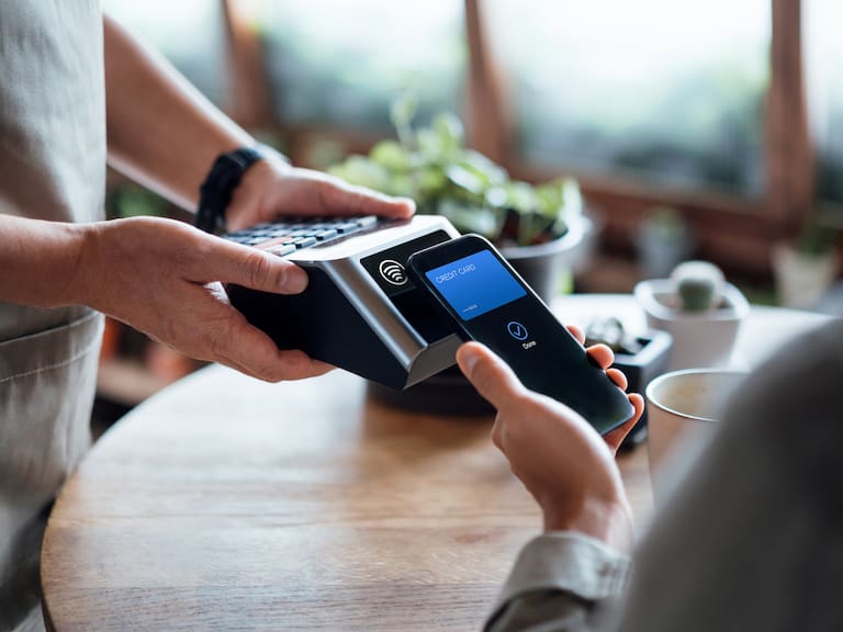 ¿Se podrá seguir usando efectivo? Avalan en lo general la Ley de Economía Digital y Pagos Electrónicos