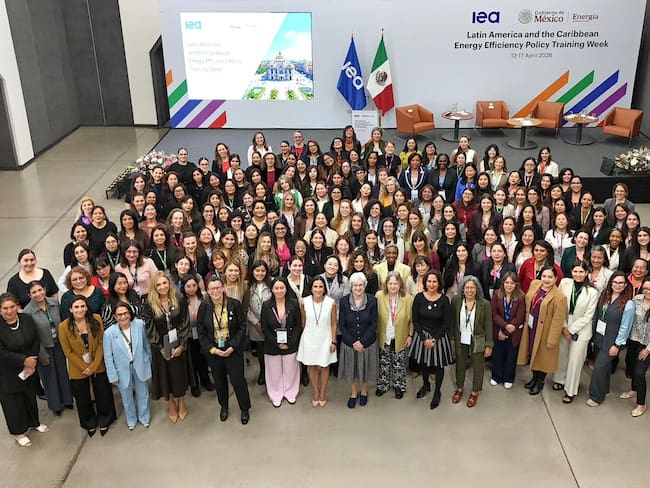 La eficiencia energética se consolida como pilar de la transición hacia las energías limpias con justicia y soberanía: SENER