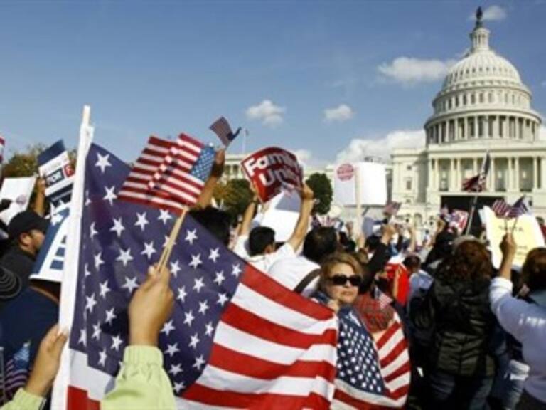 Buscan que reforma migratoria permita regreso de deportados a EU