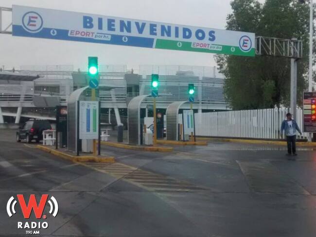 Liberan parcialmente acceso al aeropuerto