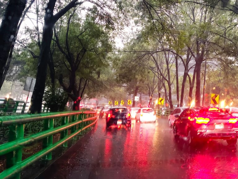 Conagua alerta tormentas eléctricas y lluvias en CDMX y Edomex. Getty Images