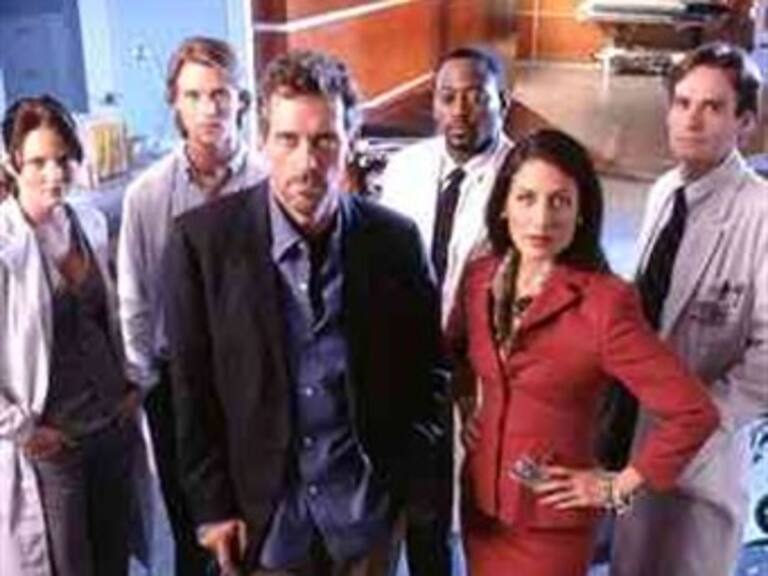 Celebran episodio 100 del programa televisivo 'Dr. House'