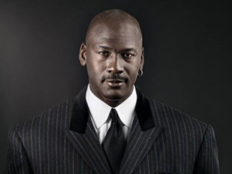 Subastarán casillero de Michael Jordan