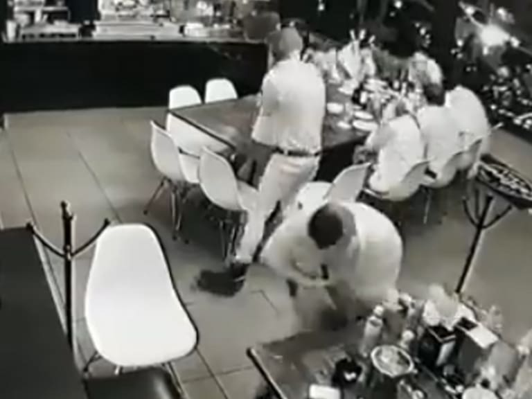 Caso Uruapan: captan el momento exacto del ataque en bar California Grill