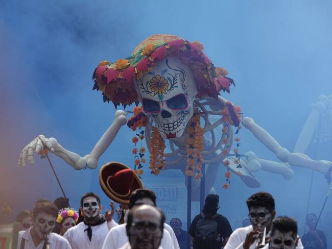 Desfile de Día de Muertos 2025: La guía completa para asistir a este evento y no perderte ningún detalle