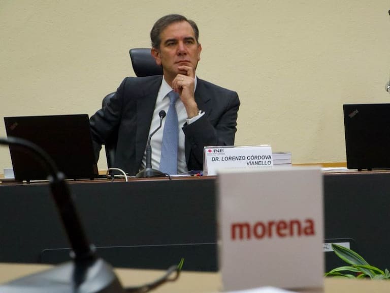 Presenta INE segunda controversia constitucional contra reforma electoral