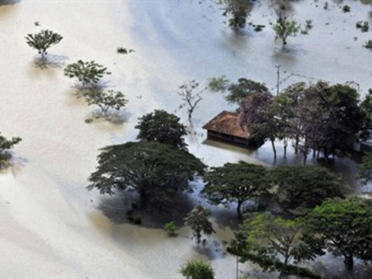 Eleva Cruz Roja a 303 muertes por lluvias en Colombia