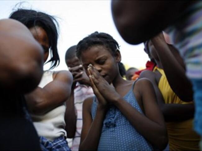 Once muertos al hundirse barca cargada de haitianos