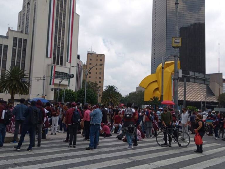 Protestan estudiantes del IPN por reforma educativa
