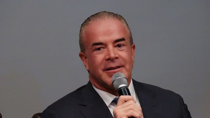 García Harfuch niega vínculos de Miss Universo con crimen organizado, tras señalamientos a Raúl Rocha