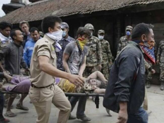 Aumenta el número de muertos en Nepal