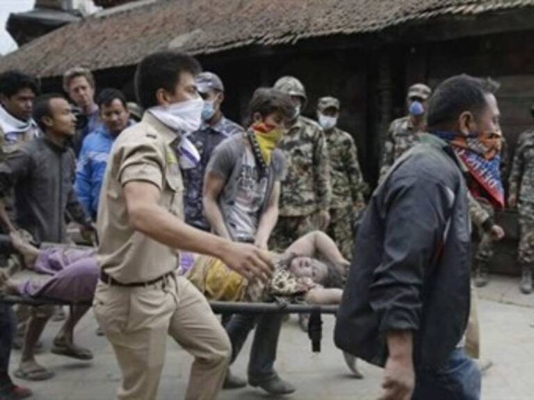 Aumenta el número de muertos en Nepal