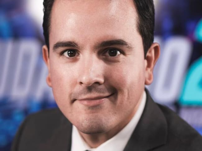 Gustavo Macalpin señala que fue despedido por su crítica política