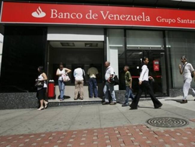 Aprueban en Venezuela reforma de ley de bancos