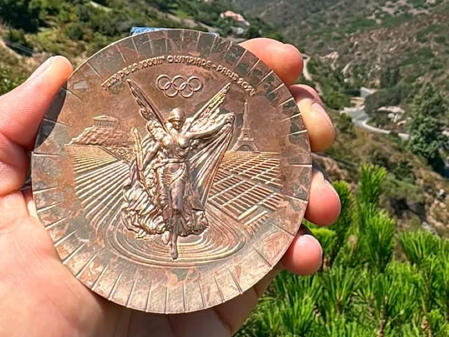 Medalla de París 2024 ya se deterioró, reclama atleta olímpico