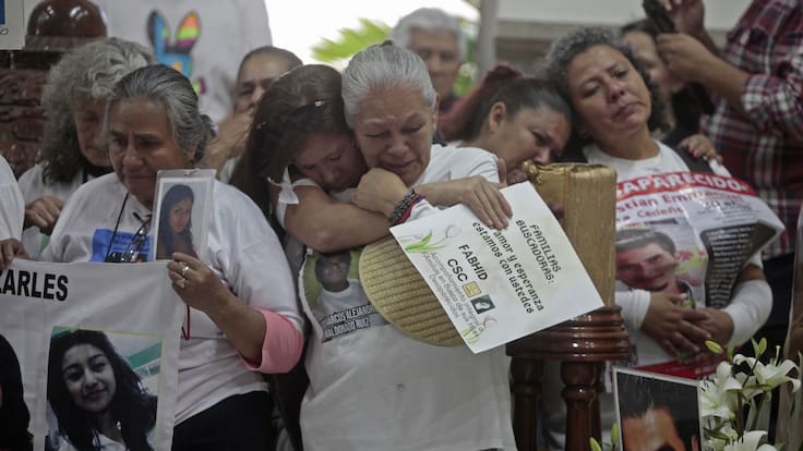 Familias de Teuchitlán marcharon exigiendo justicia por desapariciones