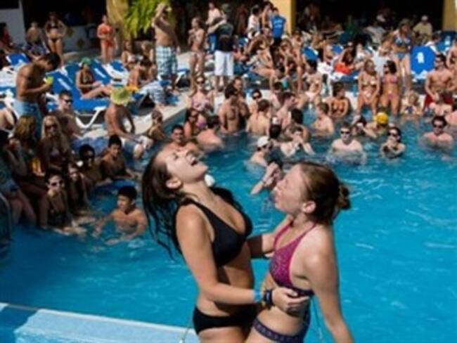 Advierte EU a estudiantes que planeen vacacionar al norte de México