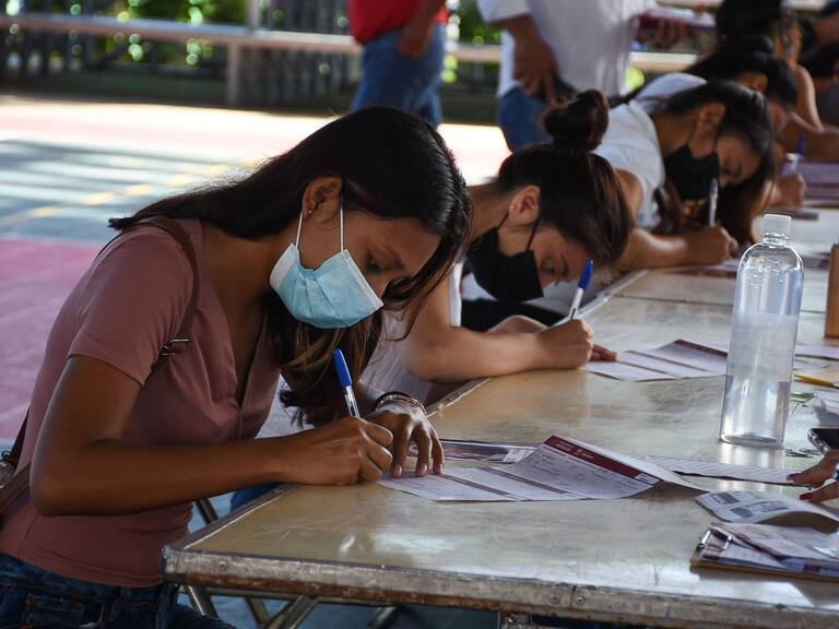 IMSS deberá dar a conocer el padrón de beneficiarios de Jóvenes Construyendo el Futuro