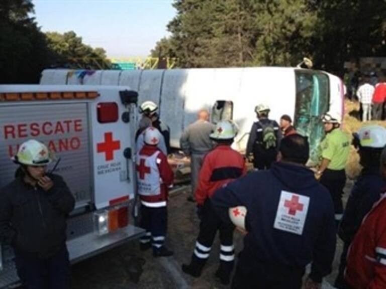 Sobrecarga de tráiler; posible causa de accidente: PGJEM