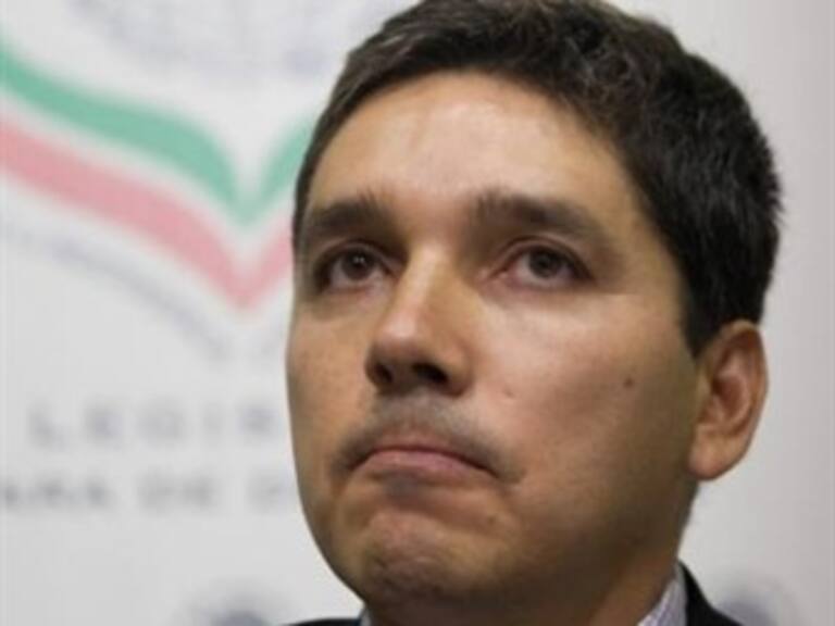 Piden dirigentes del PRD a Godoy Toscano 'que de la cara'