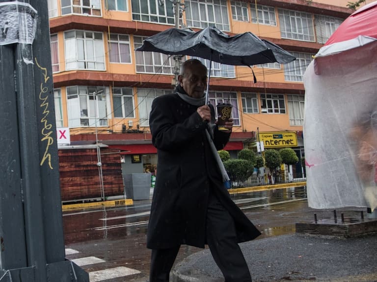 El pronóstico revela un jueves fresco y lluvioso en CDMX y Edomex. Cuartoscuro