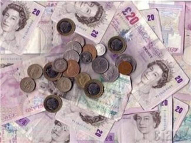 Mantiene Banco de Inglaterra tasa de interés en 0.5%
