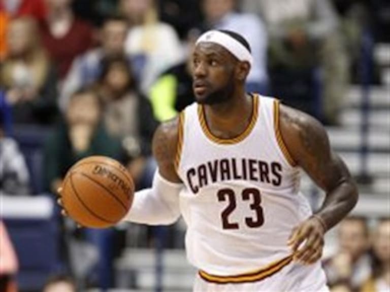 'LeBron James es uno de los 5 mejores de la historia': Carlisle