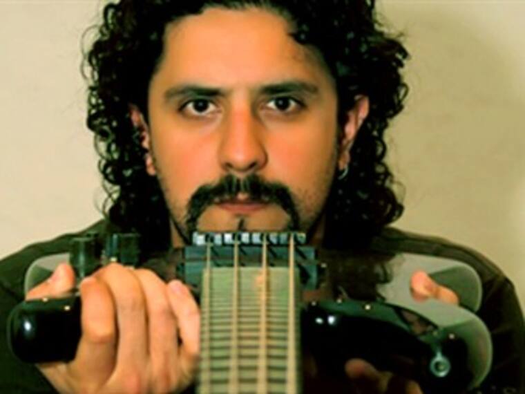 Fusión de poesía y música. Alonso Arreola, artista. 02/01/13