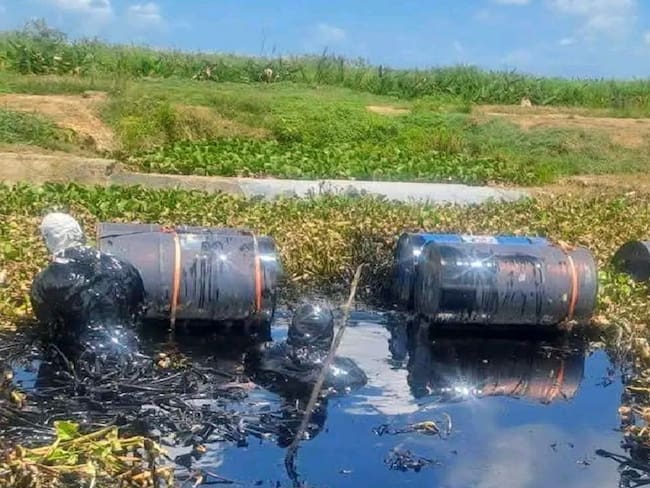 Derrame petrolero en Veracruz es de Pemex, acusa pescador