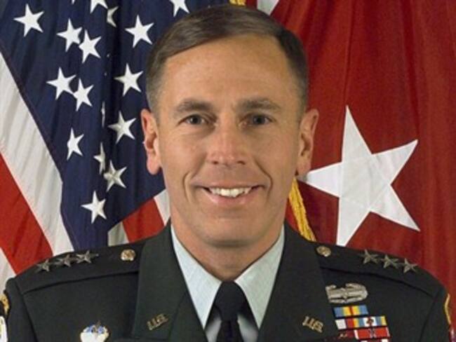 Justifica Casa Blanca tardío conocimiento de escándalo Petraeus
