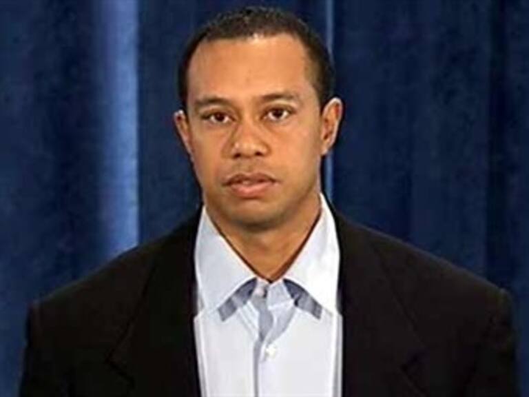 Ofrece disculpa Tiger Woods por infidelidad