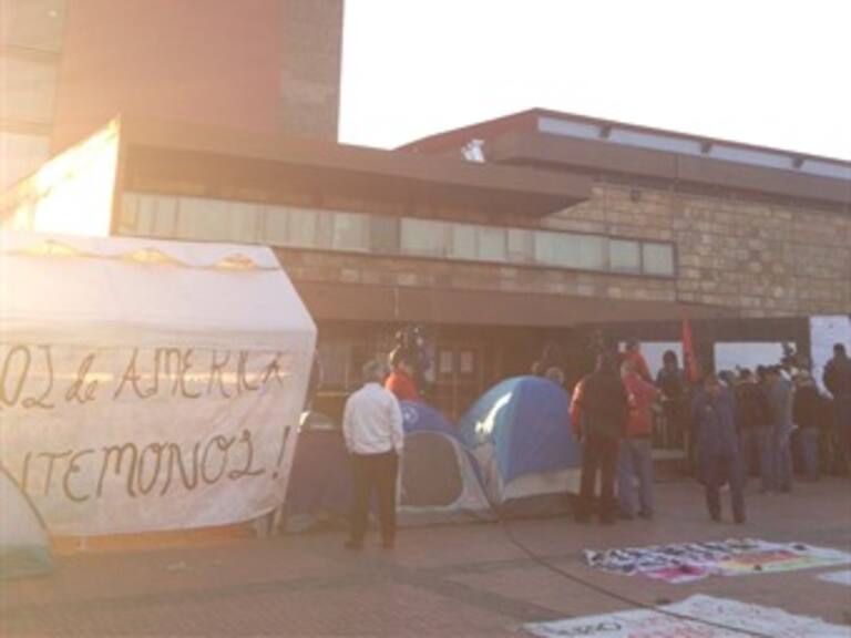 Amanece rectoría sin encapuchados