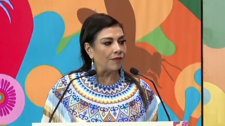 Clara Brugada firma Código de Ética y Honestidad de 10 puntos