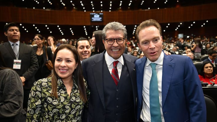 Monreal busca convencer al PVEM para aprobar la reforma sobre doble nacionalidad el 22 de septiembre